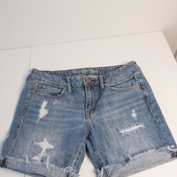 American Eagle Destroyed Blue Jean Shorts Size 6 - Picture 6 of 8